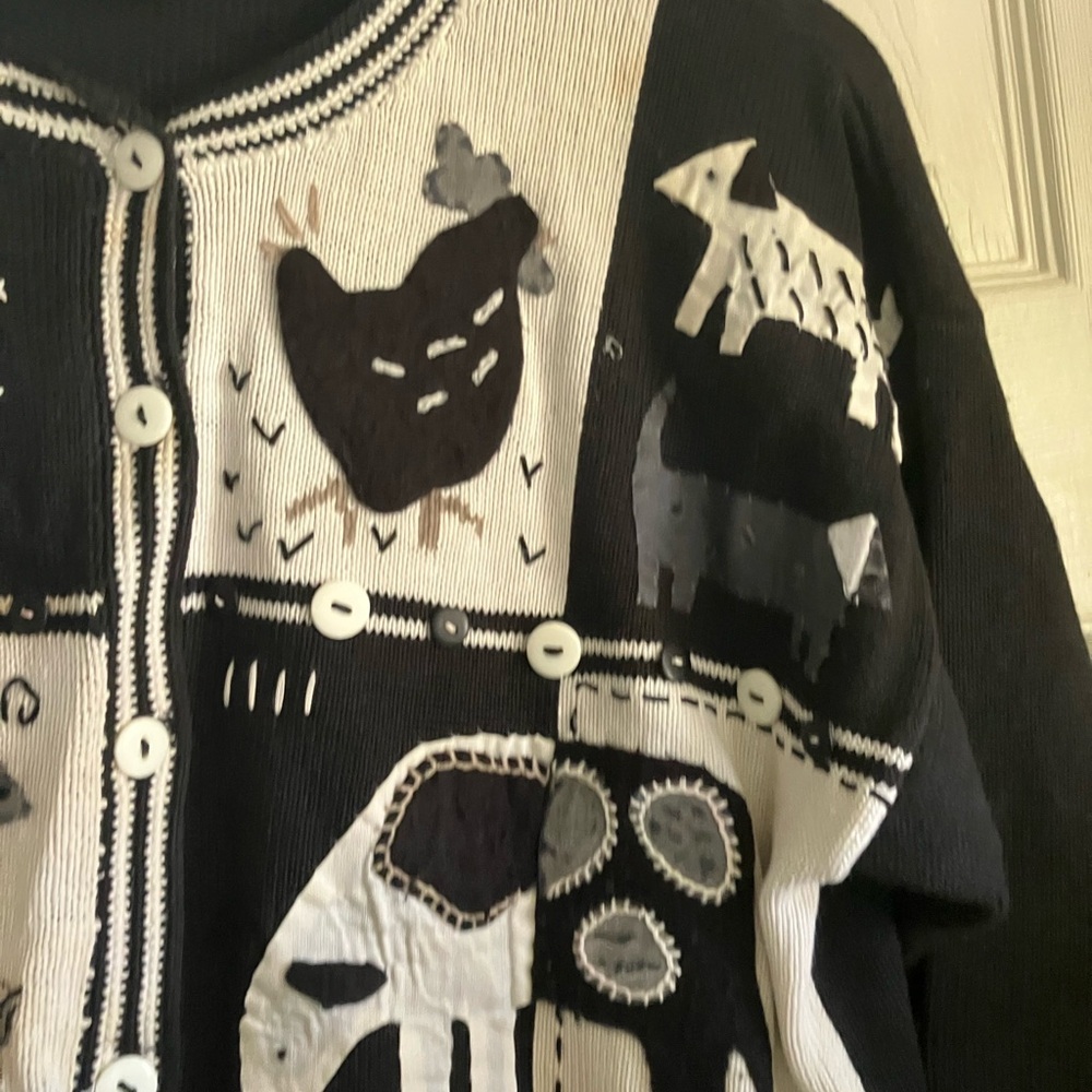 Susan Bristol Animal Sweater Cardigan Black and White - Picture 5 of 10